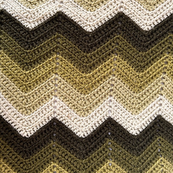 Handmade throw blanket green - Picture 5 of 9